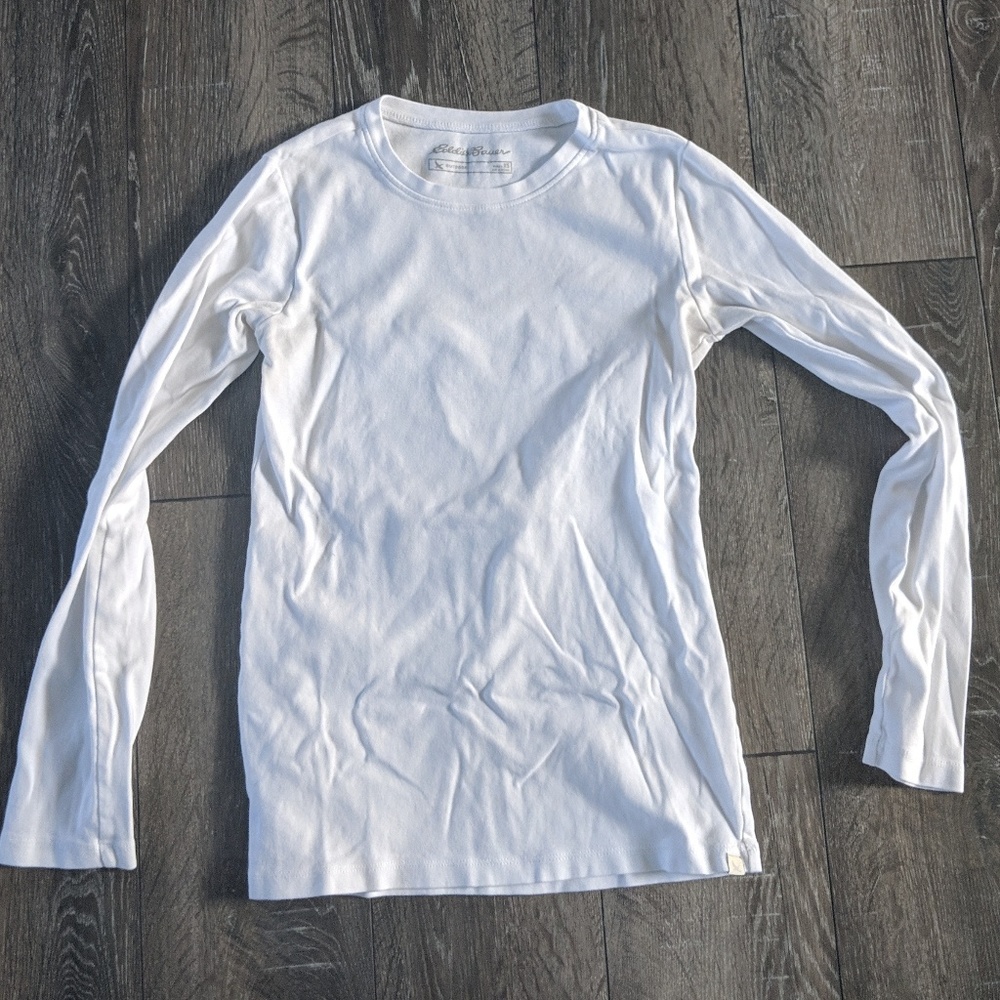 Eddie Bauer white long sleeve tee size XS